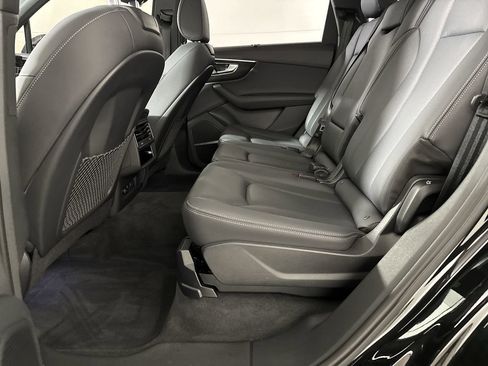 Used 2025 Audi Q7 3.0T Premium Plus w/ Premium Plus Package image 29