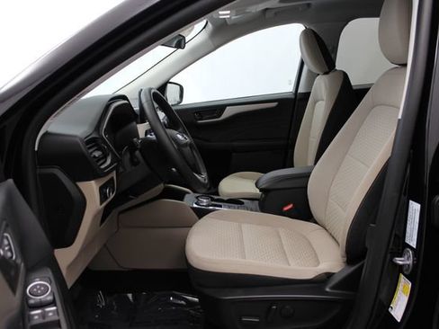 Used 2022 Ford Escape SE w/ SE Sport Appearance Package AWD/4WD image 14