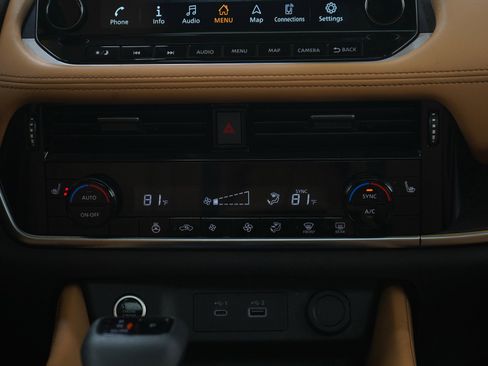 Used 2023 Nissan Rogue Platinum image 15