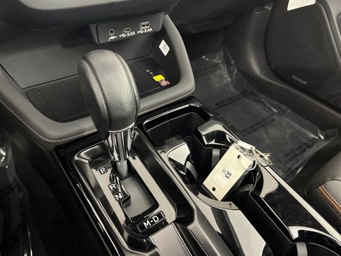 New 2026 Subaru Forester Sport AWD/4WD image 18