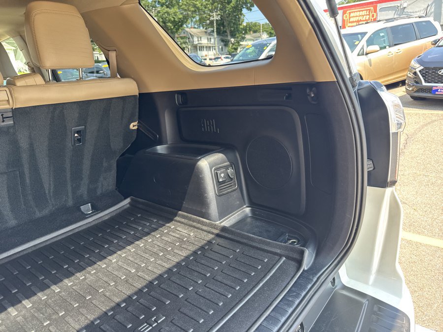 Used 2017 Toyota 4Runner Limited AWD/4WD image 42