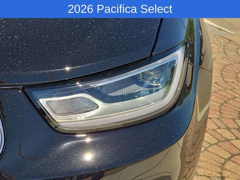 New 2026 Chrysler Pacifica Select image 9
