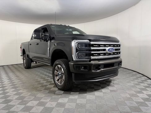 Used 2025 Ford F350 King Ranch AWD/4WD image 5