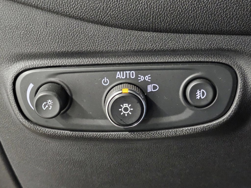Used 2020 Chevrolet Equinox LT FWD image 34