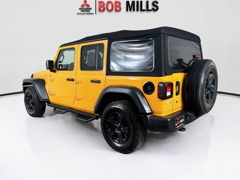 Used 2018 Jeep Wrangler Unlimited Sport S AWD/4WD image 5
