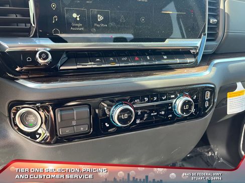 New 2025 GMC Sierra 1500 Elevation image 28