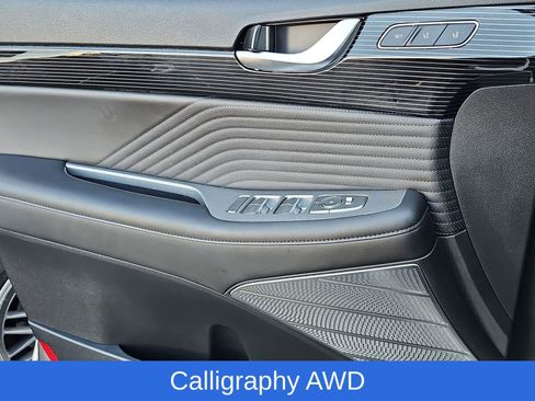 Used 2025 Hyundai Palisade Calligraphy AWD/4WD image 28