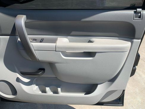 Used 2013 Chevrolet Silverado 1500 W/T w/ LS Package image 12