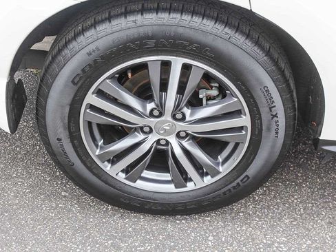 Used 2020 INFINITI QX60 Luxe w/ Essential Package FWD image 9