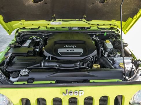 Used 2017 Jeep Wrangler Unlimited Rubicon image 52