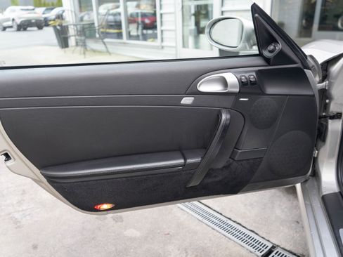 Used 2005 Porsche 911 Carrera image 10