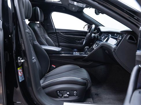 Used 2020 Bentley Flying Spur W12 AWD/4WD image 32