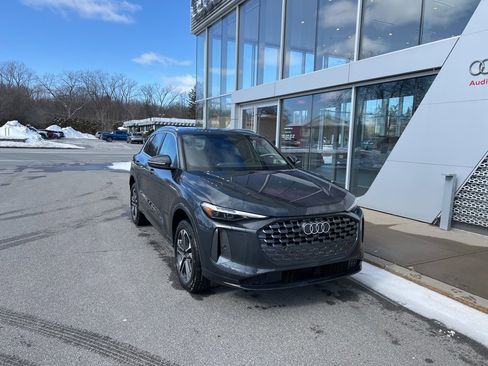 Used 2025 Audi Q5 Premium Plus w/ Premium Plus image 4