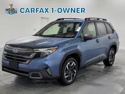 Used 2025 Subaru Forester Limited AWD/4WD image 4