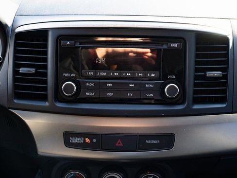 Used 2014 Mitsubishi Lancer ES FWD image 12