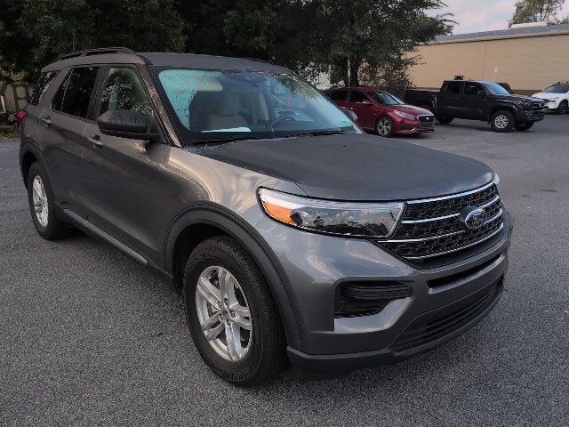 Used 2022 Ford Explorer XLT RWD image 1