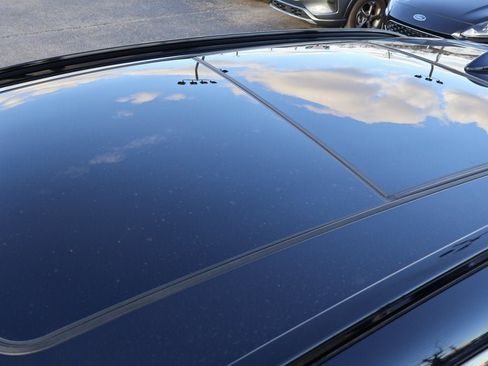 Used 2022 Genesis GV70 3.5T Sport w/ Sport Prestige Package image 6