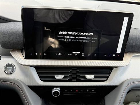 New 2026 Ford Explorer Active w/ Active Comfort Package image 16