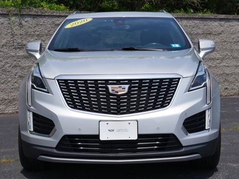 Used 2020 Cadillac XT5 Premium Luxury AWD/4WD image 2