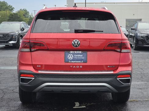 Certified 2023 Volkswagen Taos SE w/ Panoramic Sunroof Package AWD/4WD image 6