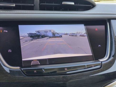 Used 2020 Cadillac XT6 Premium Luxury FWD image 14