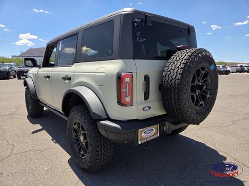 New 2026 Ford Bronco Badlands AWD/4WD image 3