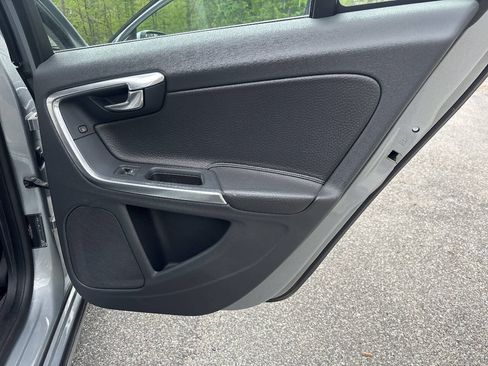 Used 2013 Volvo S60 T5 FWD image 24