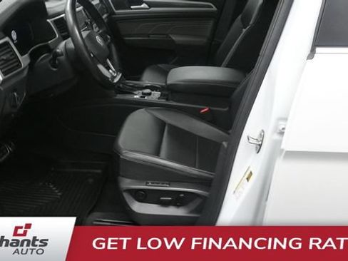 Used 2022 Volkswagen Atlas Cross Sport SEL R-Line AWD/4WD image 11