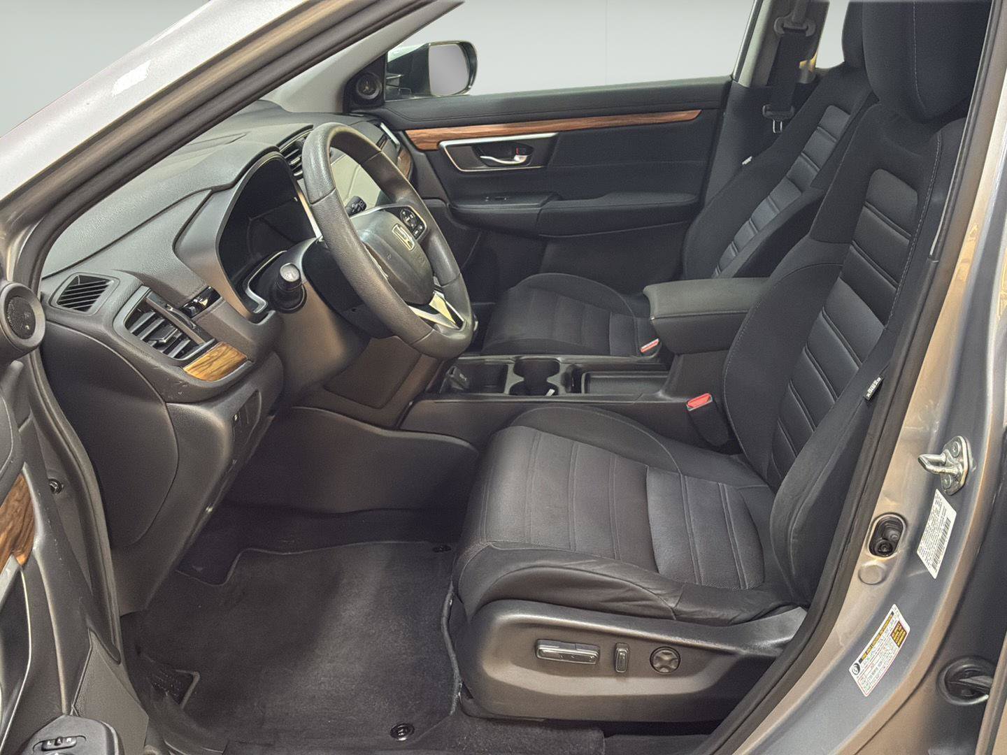 Used 2018 Honda CR-V EX image 6