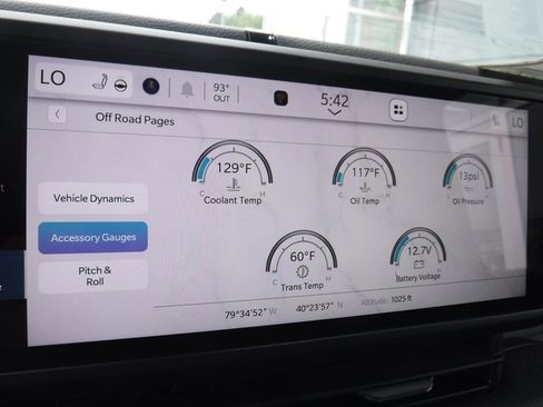 New 2025 Jeep Gladiator Willys image 28