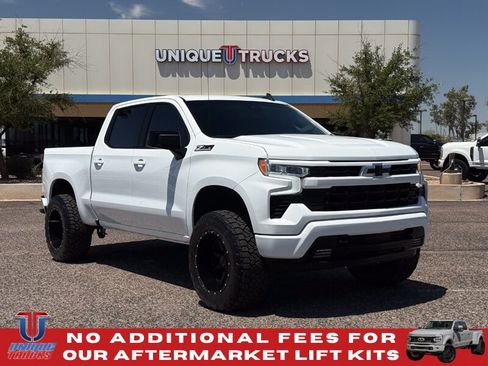 Used 2023 Chevrolet Silverado 1500 RST AWD/4WD image 4