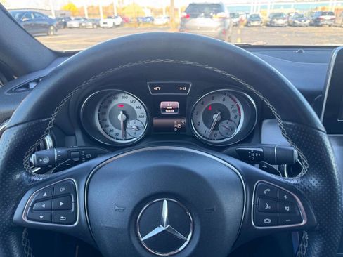 Used 2017 Mercedes-Benz GLA 250 4MATIC image 16