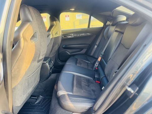 Used 2017 Cadillac ATS V w/ Luxury Package image 28