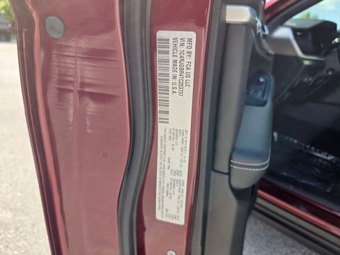New 2026 Jeep Grand Cherokee Limited w/ Luxury Tech Group II RWD image 19