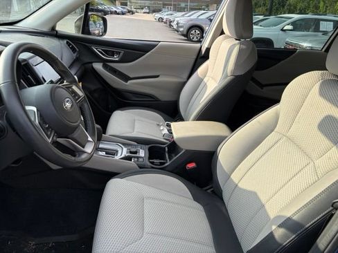 Used 2024 Subaru Forester Premium AWD/4WD image 9