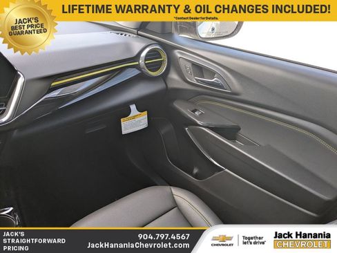 New 2026 Chevrolet Trax ACTIV w/ Driver Confidence Package FWD image 17
