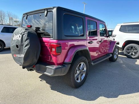 Used 2022 Jeep Wrangler Unlimited Sahara w/ Dual Top Group image 4