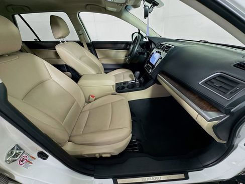 Used 2019 Subaru Outback 2.5i Limited w/ Popular Package #2 image 35