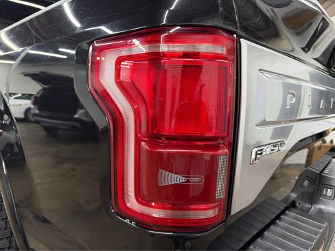 Used 2015 Ford F150 Platinum w/ Equipment Group 701A Luxury AWD/4WD image 47