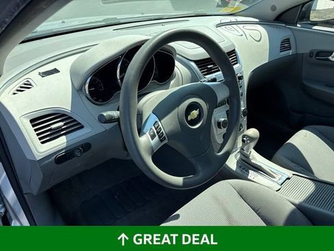 Used 2010 Chevrolet Malibu LS FWD image 17