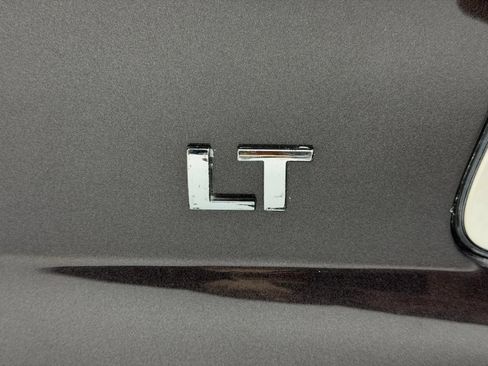 Used 2015 Chevrolet Tahoe LT RWD image 12