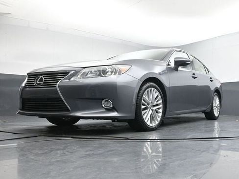 Used 2014 Lexus ES 350 w/ Luxury Package image 31