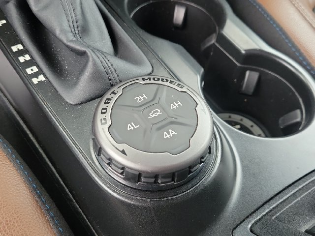 Used 2023 Ford Bronco Outer Banks AWD/4WD image 30