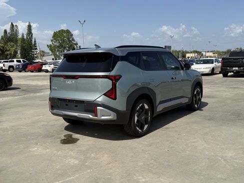 New 2027 Kia Seltos EX FWD image 4