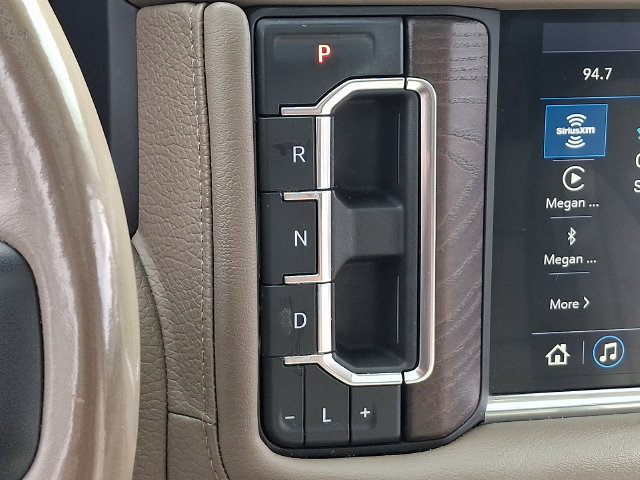 Used 2021 GMC Yukon XL Denali AWD/4WD image 11