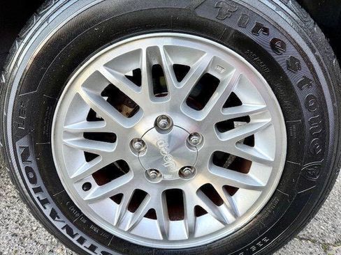 Used 2002 Jeep Grand Cherokee Limited image 14