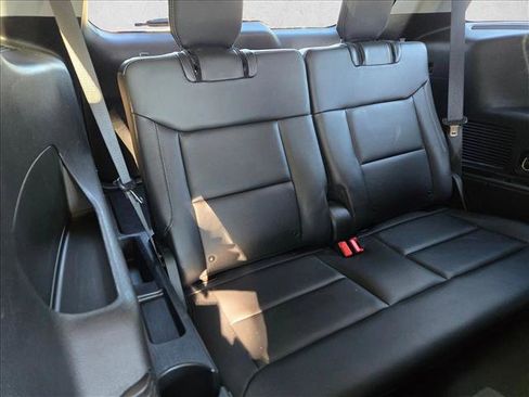 Used 2022 Ford Explorer Limited w/ Equipment Group 301A image 19