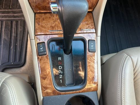 Used 2005 Honda Accord EX image 22