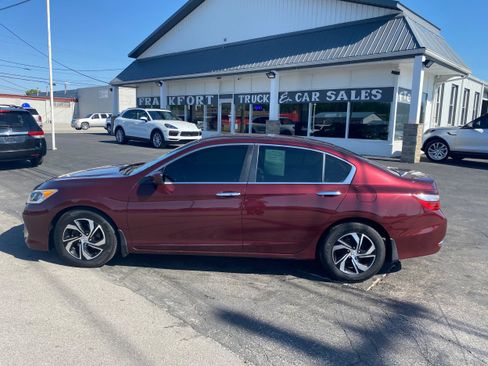 Used 2016 Honda Accord LX image 8