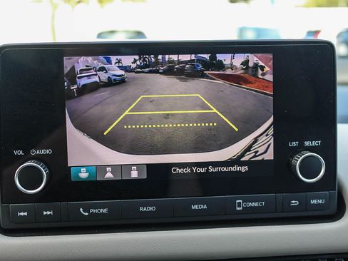 Used 2025 Honda HR-V LX image 25